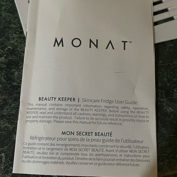 MONAT SKIN CARE FRIDGE - Picture 4 of 4